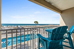 Property grounds - Gulf Front! Pool Access! Beach Service! Veranda 102-Coastal Wave Retreat (Fort Walton Beach)
