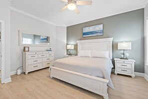 3 bedrooms, iron/ironing board, free WiFi, bed sheets - Bayfront Escape with Balcony, Downtown & Dining Walkable (Fort Walton Beach)