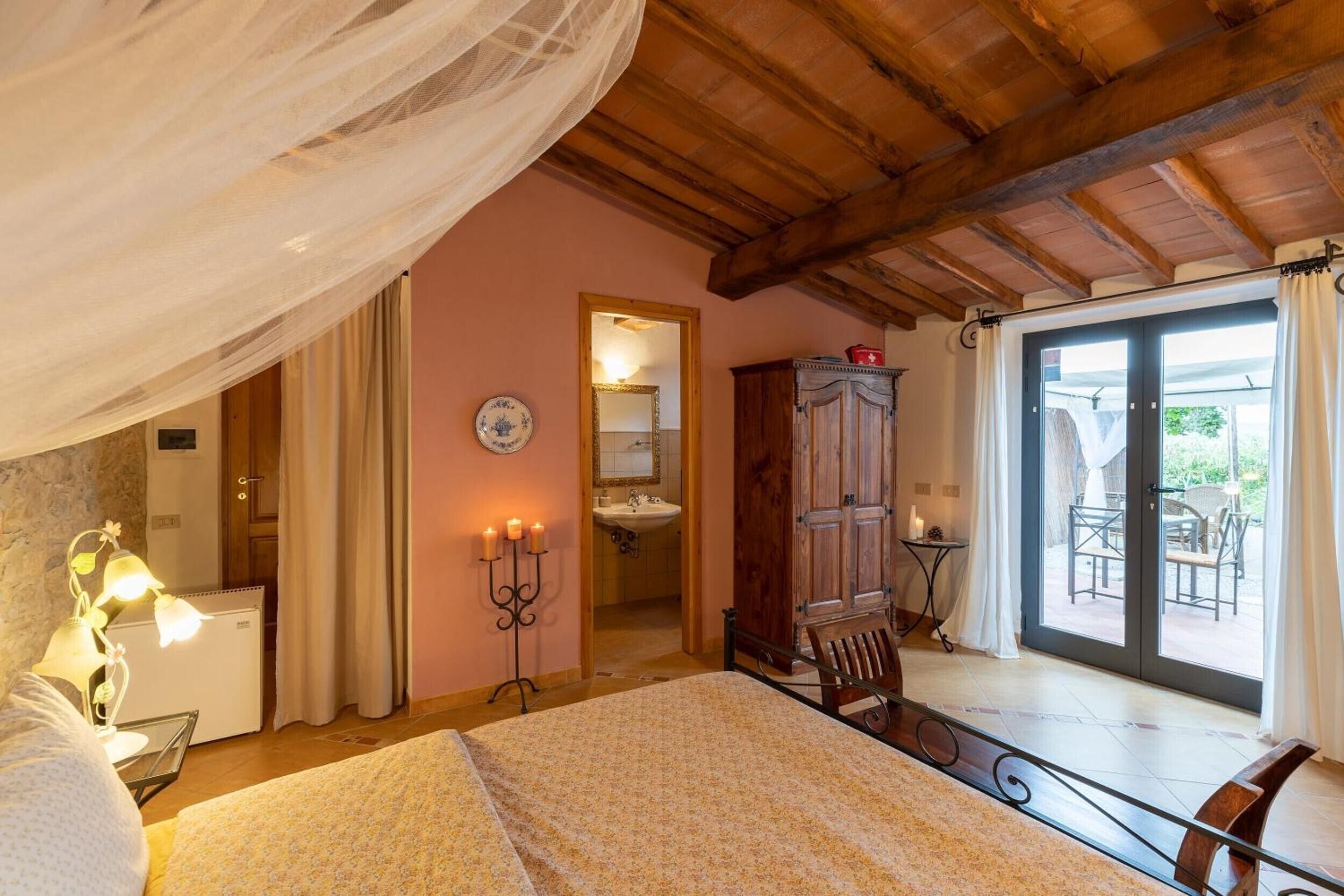 Ferros/tábuas de passar roupa, Wi-Fi, roupa de cama