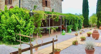 Room 'La Suite - Casale Rosmarino' with Private Garden, Wi-Fi and Air Conditioning