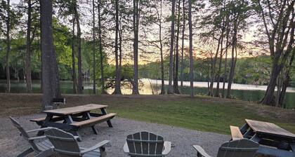 Lakefront Retreat on Lake Marion – Perfect for Fishing & Relaxation