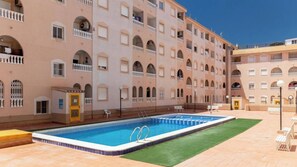Apartment, 2 Schlafzimmer, Raucher, Balkon | Pool | Außenpool