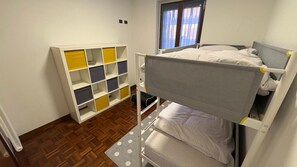 Bügeleisen/Bügelbrett, WLAN, Bettwäsche