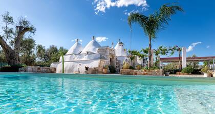 Trulli ConteCavallo in Latiano with Private Pool