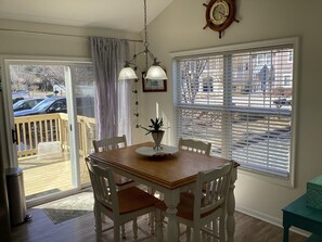 Dining - Fun 3BR House in Rehoboth/Dewey Beach area (Rehoboth Beach)