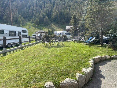 Apartment 'Devislong' mit Bergblick, Gemeinschaftsgarten und WLAN