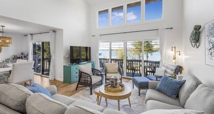 Villa Crystal/5bedrooms/Lakefront Luxury/Hot tub