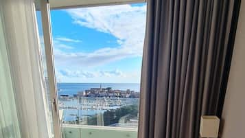 Superior Studio, Balcony, Partial Sea View | Free WiFi