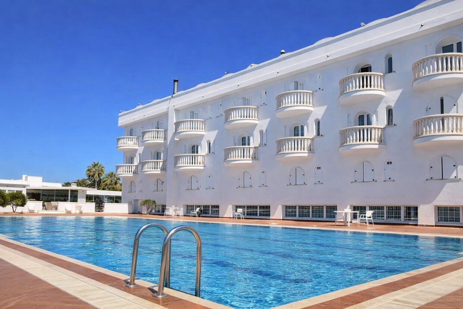 Facciata della struttura