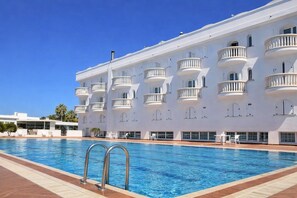 ด้านหน้าที่พัก