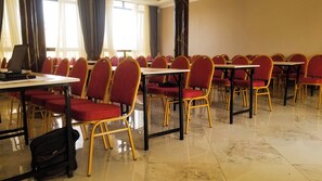 Uklassifisert bilde, 5 av 6, knapp