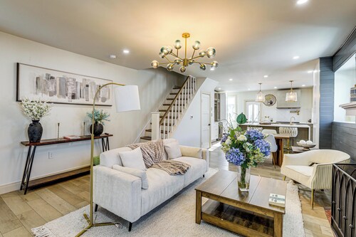 Walk to Public Transit: Family Home in Mount Airy!