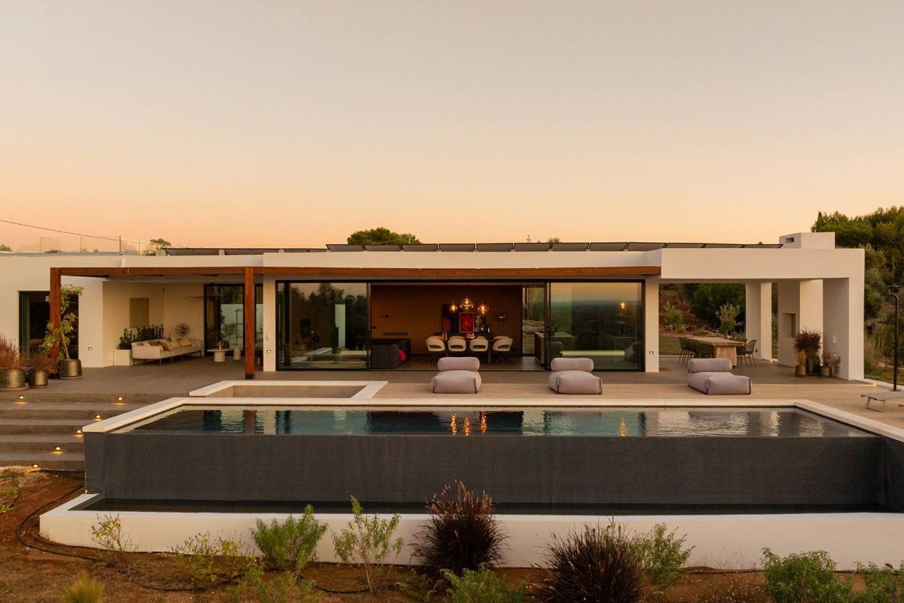 Et oppvarmet basseng