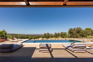A heated pool - Villa Maggio - Luxury modern villa with private pool  (Carovigno)