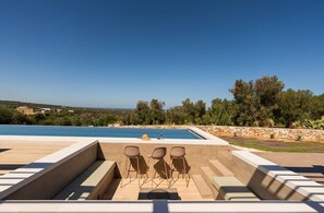 Property grounds - Villa Maggio - Luxury modern villa with private pool  (Carovigno)