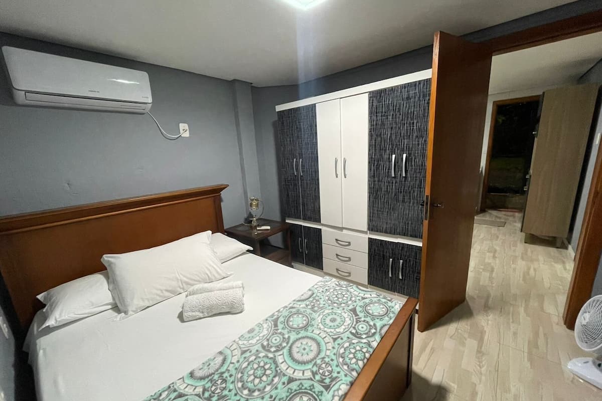 Appartement de base | AccĂšs au Wi-Fi (inclus), literie fournie