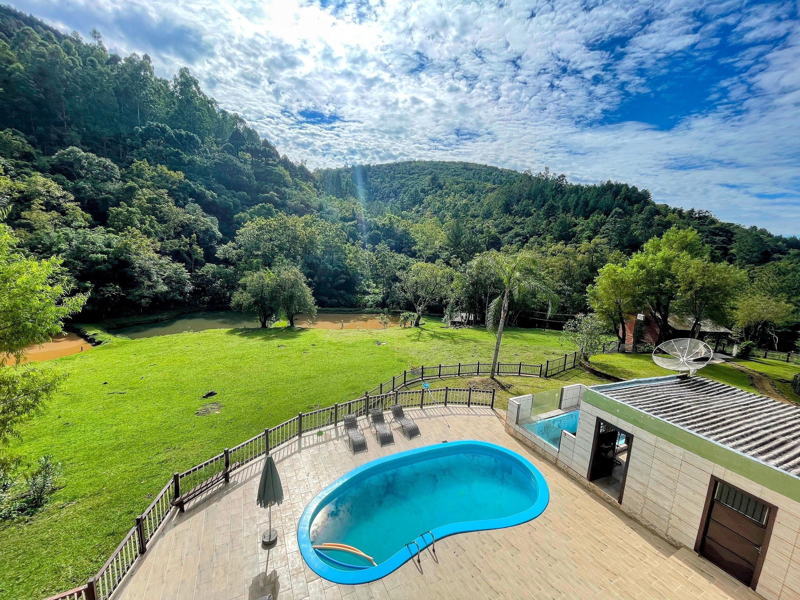 Basic Apartment | Pool