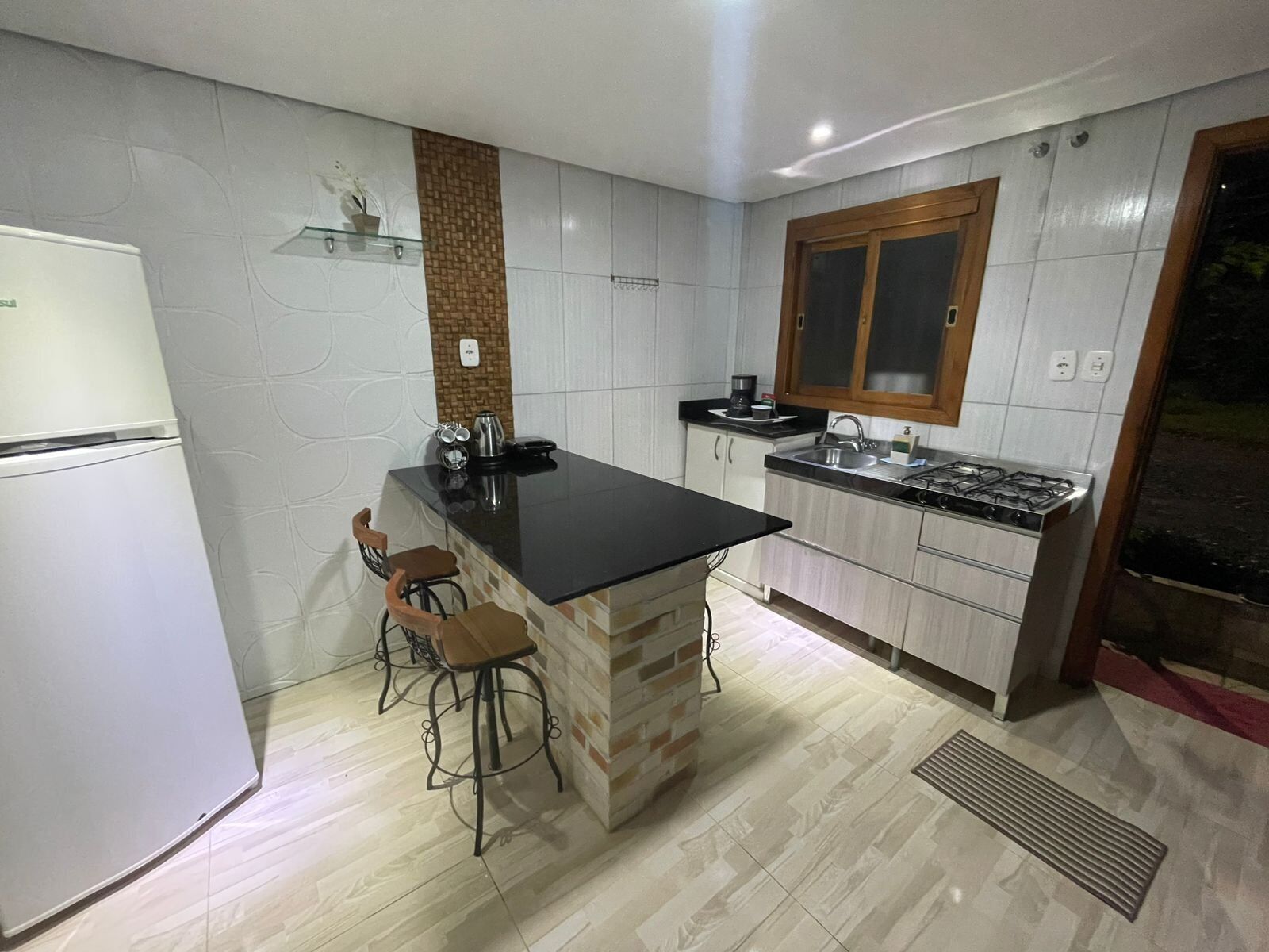 Basic Apartment | Private kitchen
