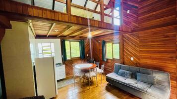 Basic Cabin | Living area | 32-inch Smart TV with digital channels