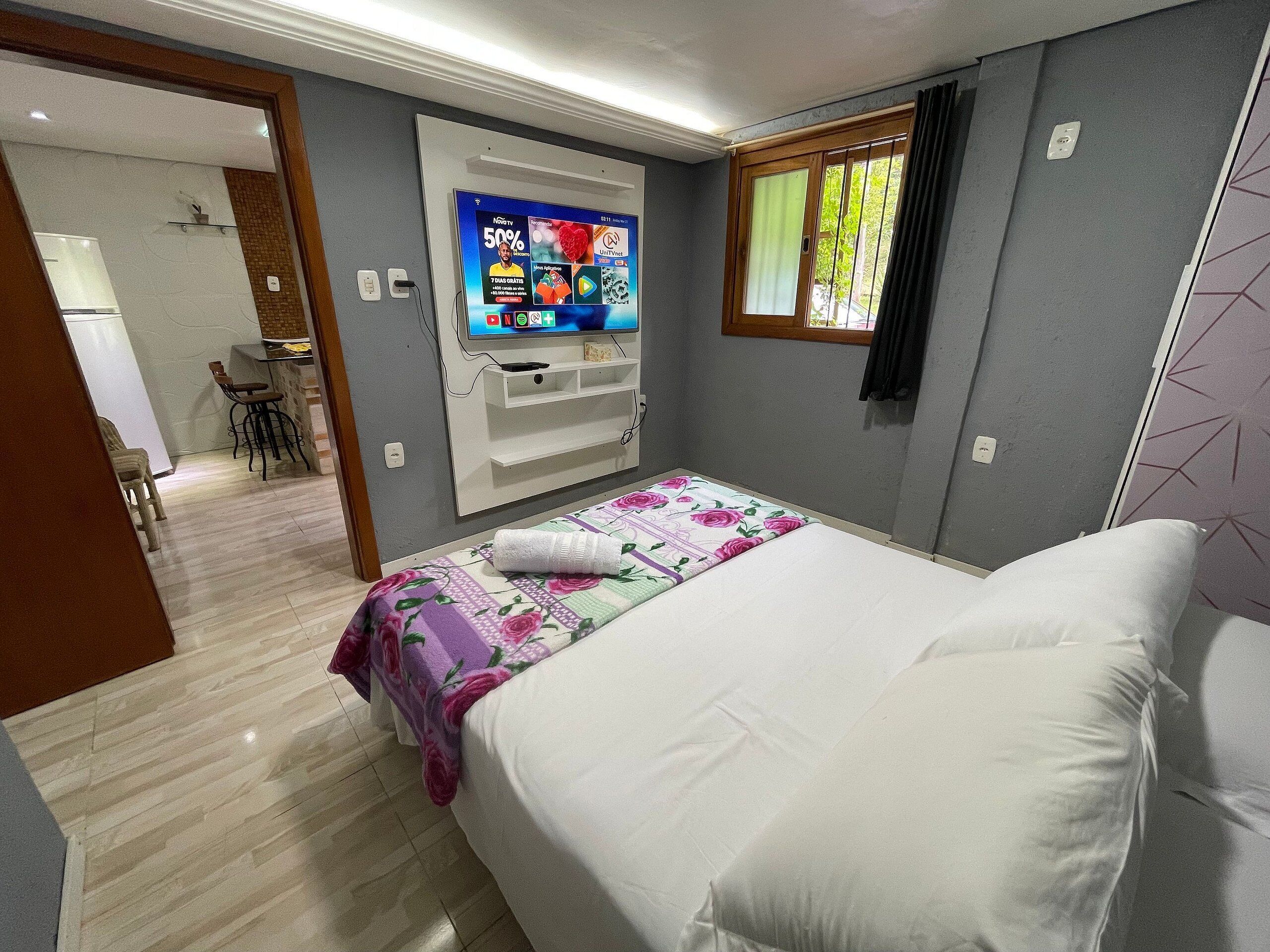 Basic Apartment | Free WiFi, bed sheets