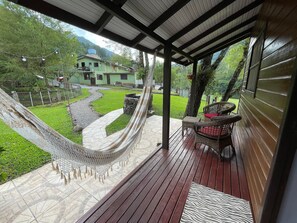 Basic-Ferienhütte | Terrasse/Patio
