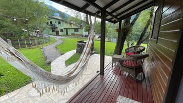 Basic Cabin | Terrace/patio