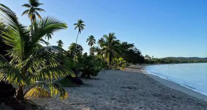 Family Penthouse Combate Beach Access Pool Stunning Views
