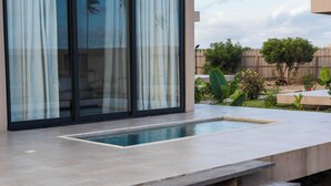 Pool - One bedroom Luxury Villa in Winneba (Mankwadze)