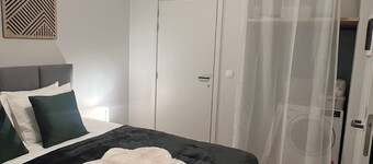 Cozy 1-bedroom studio in charming Merelbeke-Melle with AC