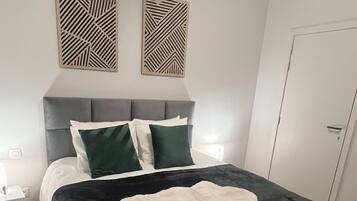 1 soverom, strykejern/-brett, wi-fi og sengetøy