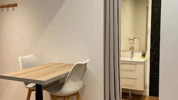 Studio, Patio | Dining