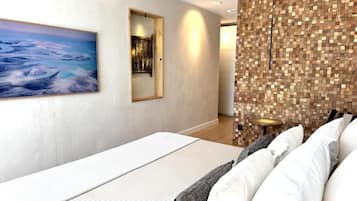 Double Room, 1 King Bed, Private Bathroom, Pool View | Memory-foam beds, in-room safe, individually decorated