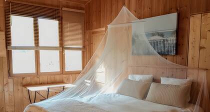 Chambre dâhĂŽtes La ForestiĂšre 3 avec accĂšs indĂ©pendant dans un cadre verdoyant