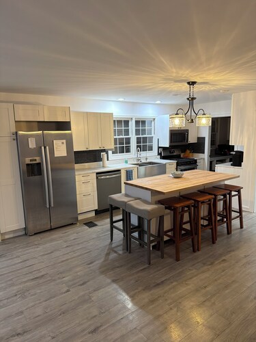 Peaceful Spaulding Orchard Home