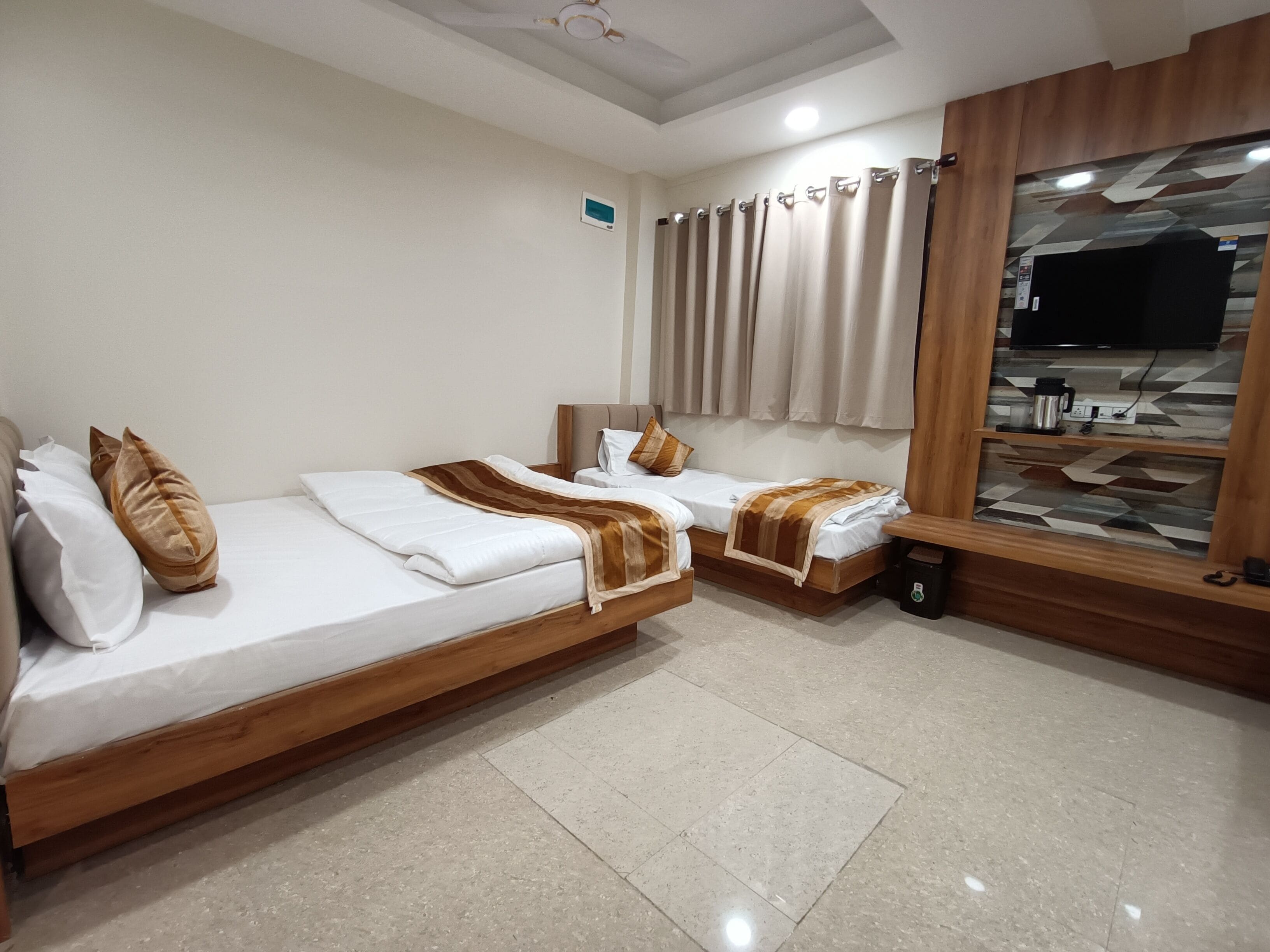 Wifi gratis y ropa de cama 