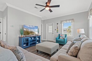 House | Living area | 65-inch Smart TV with digital channels, Netflix, Hulu - Pet Friendly Beach House - Lazy Palms (Mexico Beach)