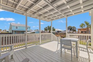 House | Terrace/patio - Pet Friendly Beach House - Lazy Palms (Mexico Beach)