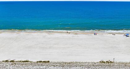 Pet Friendly Beach House - Lazy Palms