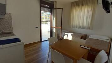 Caja de seguridad en la habitación y wifi gratis