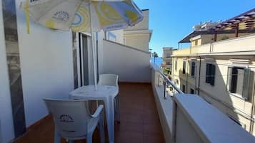 Apartment | Speisen im Freien