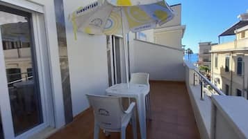 Apartment | Speisen im Freien