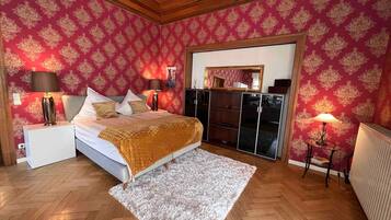 2 sovrum, strykjärn/strykbräda, wi-fi och sängkläder