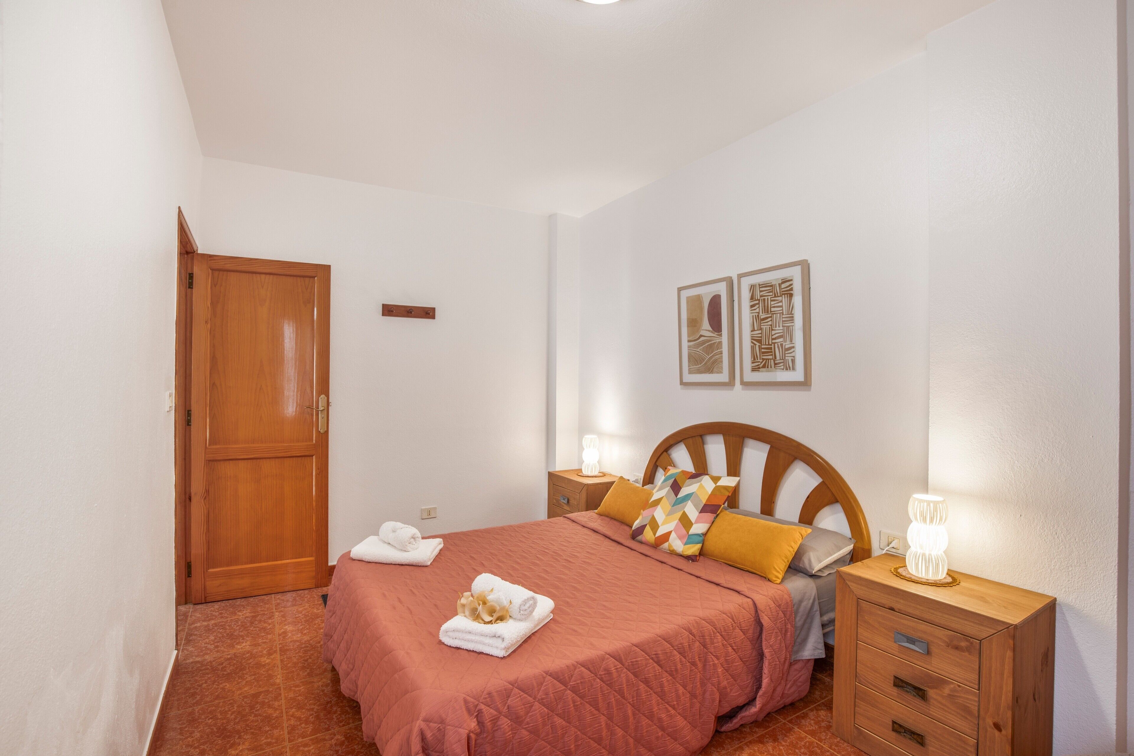 2 slaapkamers, wifi, beddengoed