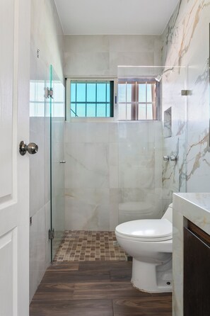 Shower, hair dryer, towels, toilet paper - Sea Department (Playa del Carmen)