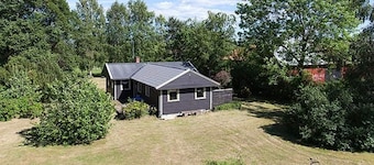 6 Person Holiday Home in Lottorp
