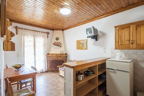 One-Bedroom Apartment | 免費無線上網、床單
