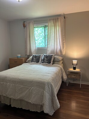 4 bedrooms, Internet, bed sheets