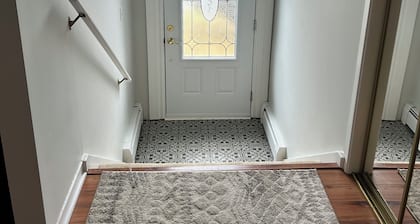 Cornwall Cottage | Spacious, Fully Furnished Home for Corporate & Extended Stays