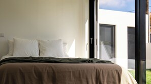 3 bedrooms, iron/ironing board, free WiFi, bed sheets - Ericeira Ocean View Villa • Private Pool - A/C - Family-Friendly (Santo Isidoro)