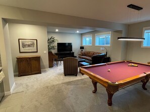 Living area - Two Bedroom Basement Suite (Calgary)